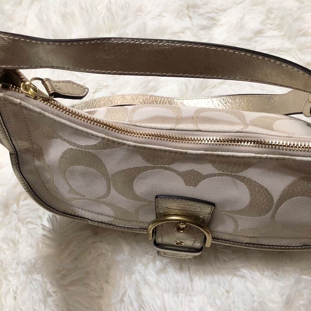 Coach Purse - Picture 5 of 7